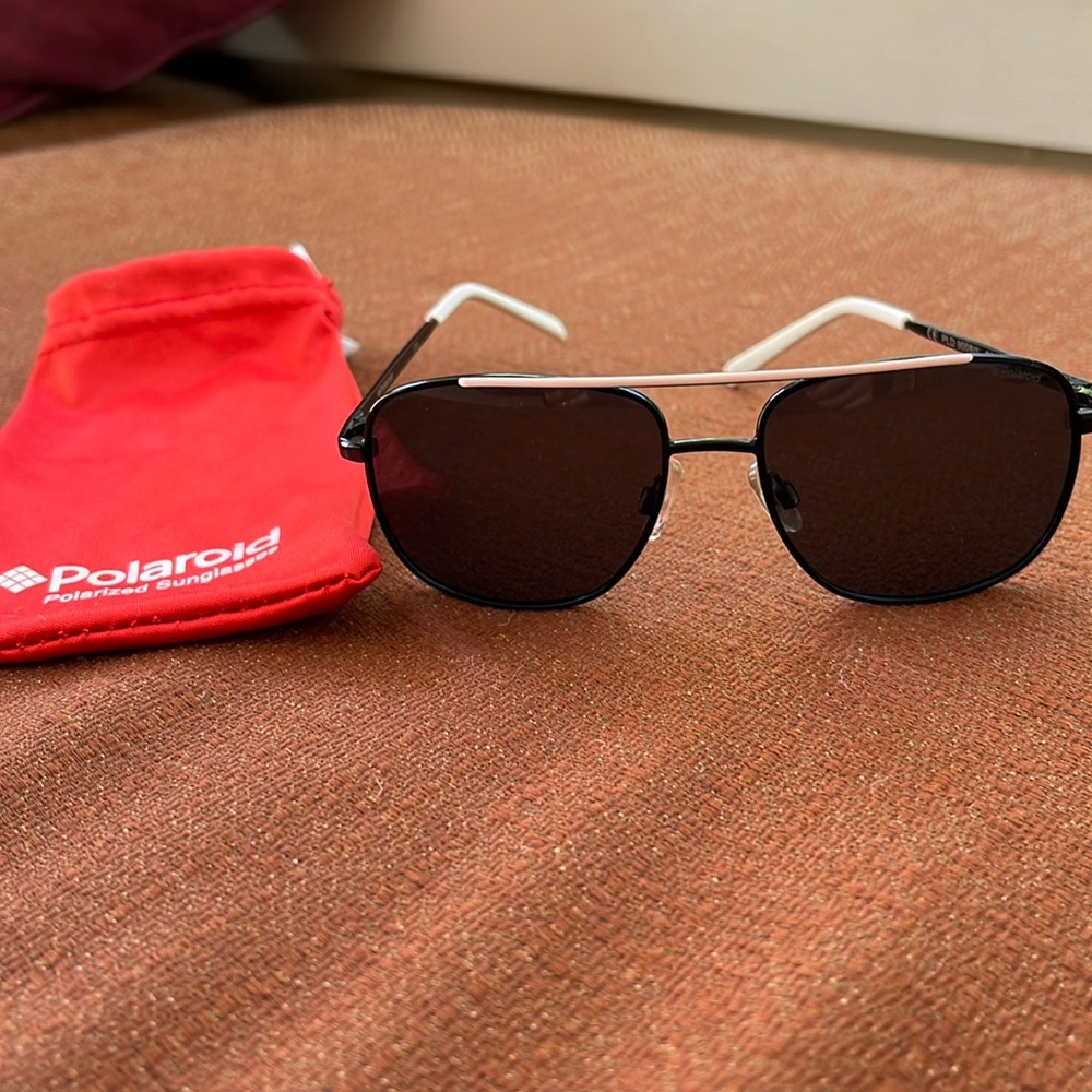 Kids Polaroid polarized sunglasses